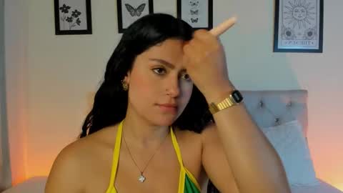 Antonella Mora online show from December 2025 12:57:02 PM