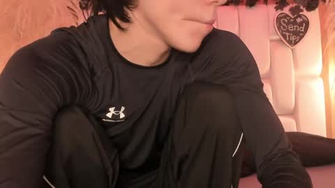 daphne_and_roger online show from April 2026 11:04:02 AM