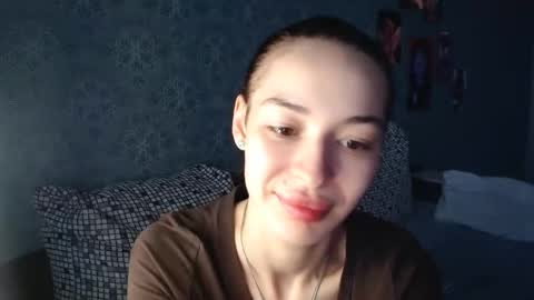 Snapshot of daphne_darkthorn chatting on November 2025 11:21:02 AM Daphne Darkthorn online show from November 2025 11:21:02 AM