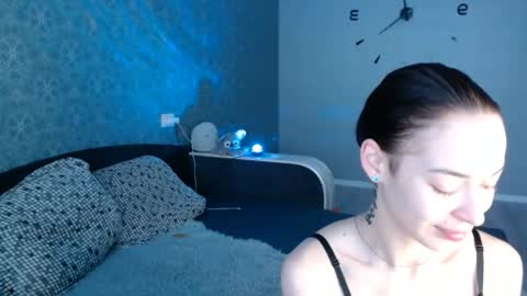 Snapshot of daphne_darkthorn chatting on November 2025 11:16:02 AM Daphne Darkthorn online show from November 2025 11:16:02 AM