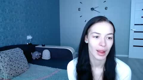 Snapshot of daphne_darkthorn chatting on November 2025 08:36:02 AM Daphne Darkthorn online show from November 2025 08:36:02 AM