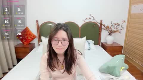 Snapshot of daphnedawn chatting on November 2025 01:00:02 AM Dawn online show from November 2025 01:00:02 AM