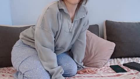 Snapshot of dara6761 chatting on February 2025 01:11:01 PM Dasha online show from February 2025 01:11:01 PM