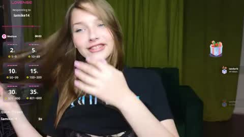 Snapshot of dariaangels chatting on May 2026 06:13:01 PM dariaangels online show from May 2026 06:13:01 PM