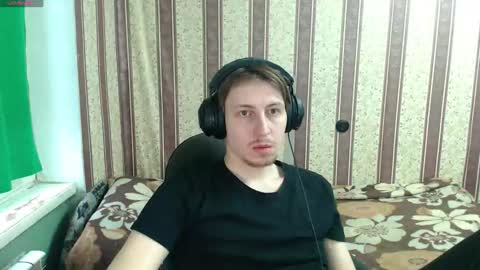 darienlarge online show from December 2025 09:36:02 AM