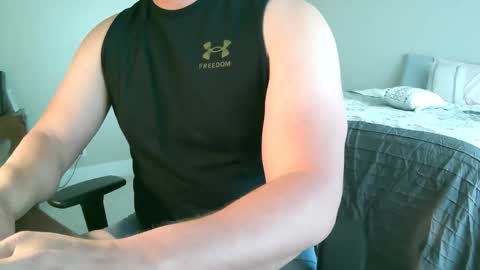 Darren14 online show from April 2026 09:28:02 PM