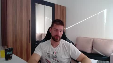 darius_94 online show from July 2026 05:12:02 AM