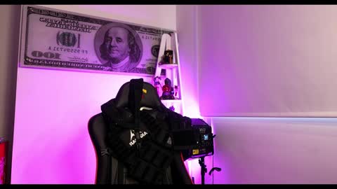 Darius Phoenix  online show from February 2025 09:07:02 PM