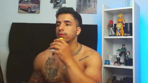 Darius Phoenix  online show from March 2025 02:00:01 PM