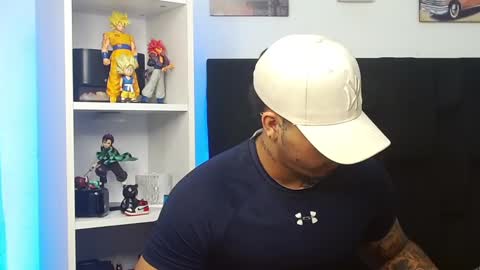 Darius Phoenix  online show from March 2025 05:40:01 AM