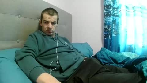 dark377 online show from April 2026 01:41:02 PM