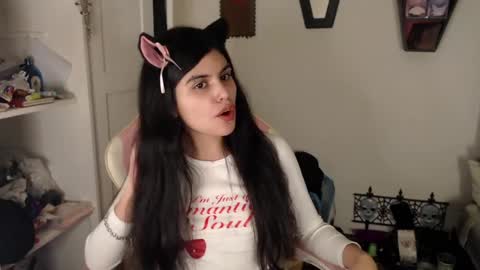 Snapshot of dark_angel_66 chatting on December 2024 07:03:01 AM Moony online show from December 2024 07:03:01 AM