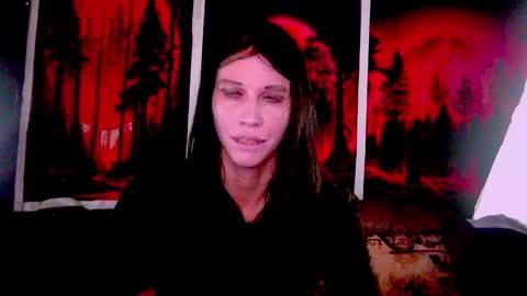 dark_briilliant online show from November 2025 02:43:02 PM