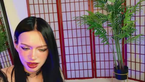 Snapshot of dark_diva chatting on February 2026 09:31:01 PM Diva online show from February 2026 09:31:01 PM