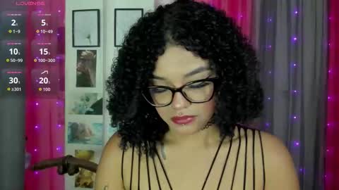 dark_flama online show from September 2025 05:07:02 PM