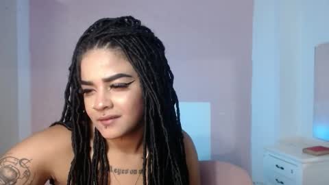 dark_flama online show from March 2026 01:44:01 AM