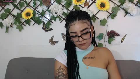 dark_flama online show from April 2026 12:24:02 AM