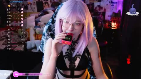 Snapshot of dark_lucious chatting on January 2025 03:44:01 PM Lucious Foijieh online show from January 2025 03:44:01 PM