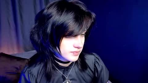 Vamp  online show from September 2025 05:07:02 PM