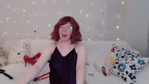 Kelly online show from June 2026 06:52:01 AM