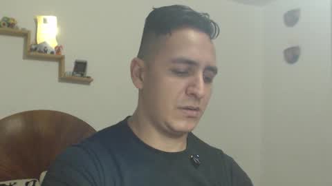 Dark King online show from November 2025 04:44:01 AM