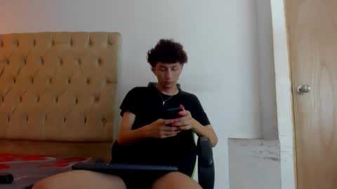 darkknightx01 online show from February 2026 09:47:01 AM