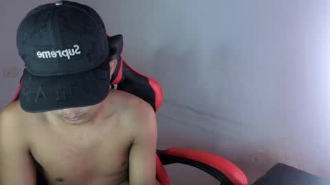 darknigthx online show from April 2026 01:18:02 AM