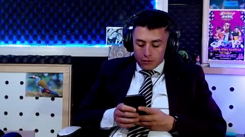 Snapshot of darko0717 chatting on February 2025 04:35:01 PM DARKO0717 online show from February 2025 04:35:01 PM