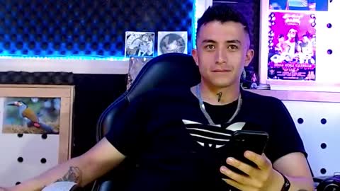 Snapshot of darko0717 chatting on February 2025 11:02:02 PM DARKO0717 online show from February 2025 11:02:02 PM