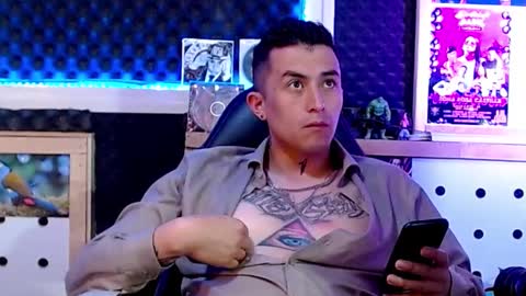 Snapshot of darko0717 chatting on February 2025 08:48:02 PM DARKO0717 online show from February 2025 08:48:02 PM