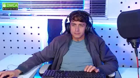 Snapshot of darko0717 chatting on October 2025 04:39:01 PM DARKO0717 online show from October 2025 04:39:01 PM