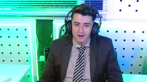 Snapshot of darko0717 chatting on November 2025 04:58:02 PM DARKO0717 online show from November 2025 04:58:02 PM