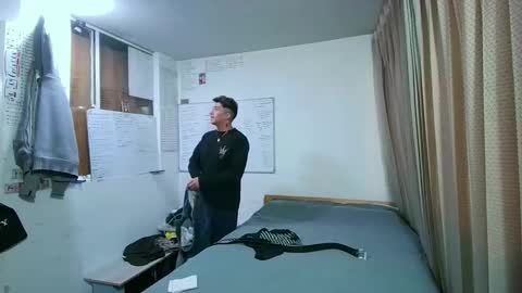 Snapshot of darko0717 chatting on November 2025 01:06:02 PM DARKO0717 online show from November 2025 01:06:02 PM