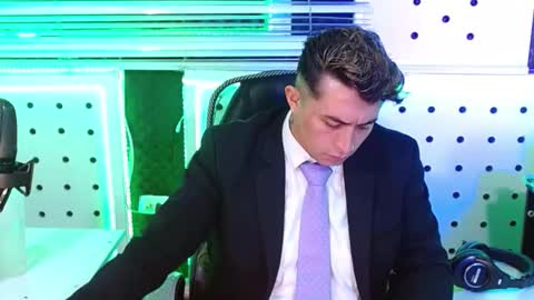 Snapshot of darko0717 chatting on November 2025 02:06:02 PM DARKO0717 online show from November 2025 02:06:02 PM