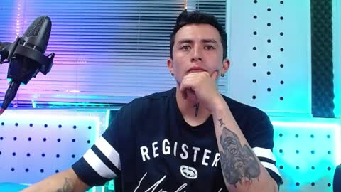 DARKO0717 online show from April 2026 01:38:02 AM