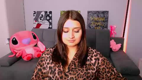 Amelie online show from April 2026 07:07:02 PM