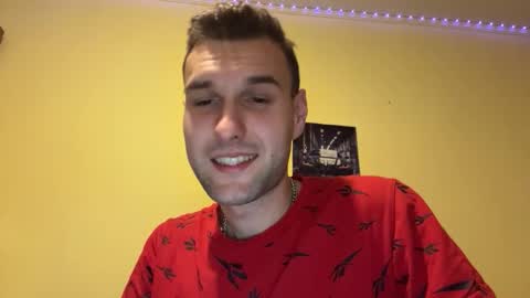 Snapshot of darktempt_ chatting on November 2025 10:32:02 PM Nick online show from November 2025 10:32:02 PM