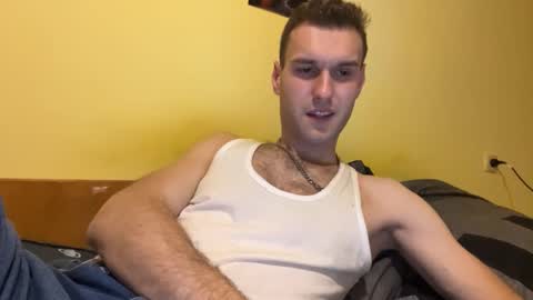 Snapshot of darktempt_ chatting on November 2025 08:52:02 PM Nick online show from November 2025 08:52:02 PM