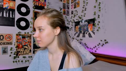 lina online show from December 2024 07:32:01 PM