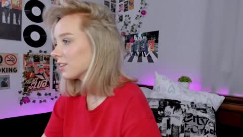 lina online show from January 2025 11:48:01 PM