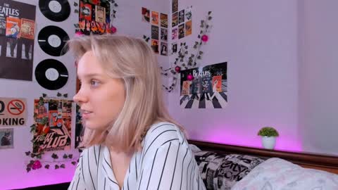 lina online show from January 2025 08:40:01 PM