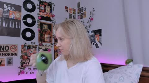 lina online show from January 2025 08:13:02 PM