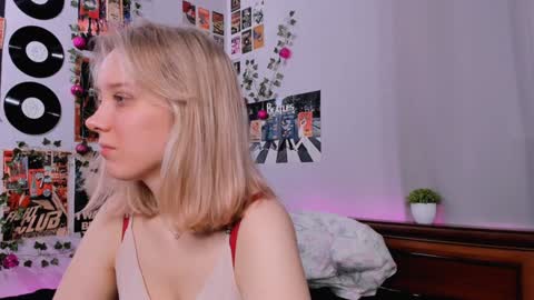 lina online show from February 2025 08:47:02 PM