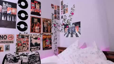 lina online show from February 2025 11:42:01 PM