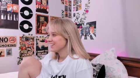 lina online show from February 2025 11:19:02 PM