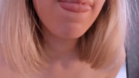 lina online show from February 2025 02:29:01 AM