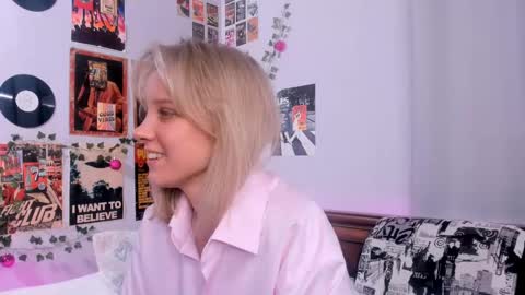 lina online show from February 2025 08:30:02 PM