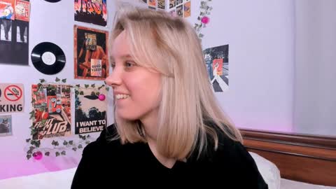 lina online show from February 2025 02:37:02 AM