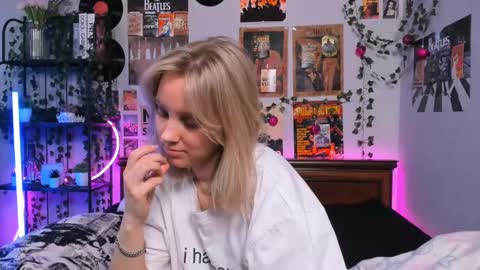 lina online show from March 2025 02:38:02 AM