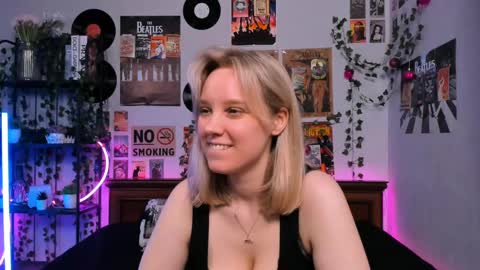 lina online show from March 2025 11:43:02 PM